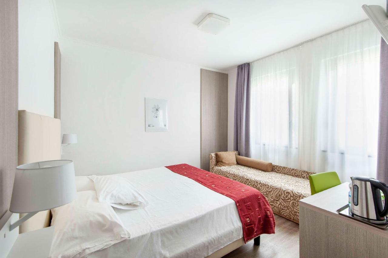Hotel Venezia Рива-дель-Гарда Экстерьер фото